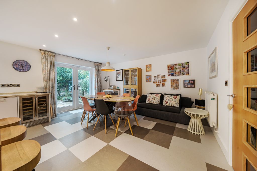 Property photo 3 of 26 Kitchen / Dining Room