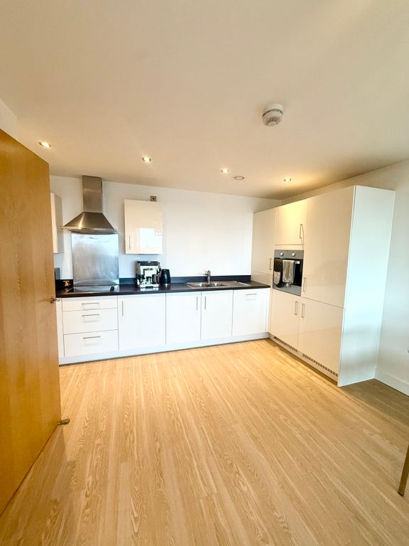 Property photo 2 of 12 Img_1172