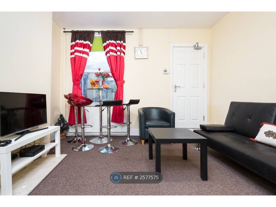 Property photo 1 of 12 Lounge 2 With Sofa Bed And Lcd Tv