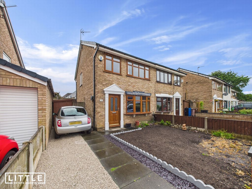 Property photo 1 of 18 Photo 17