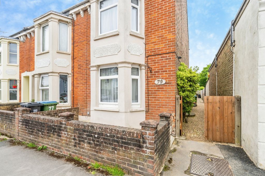 Property photo 1 of 13