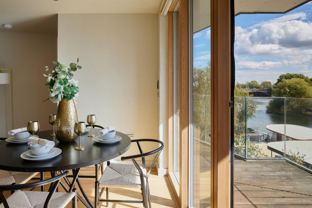 Property photo 1 of 16 2V1A7314_Hdr.Jpg
