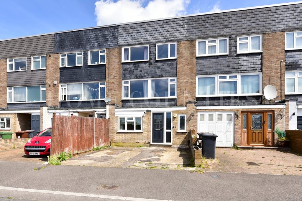 Property photo 1 of 26