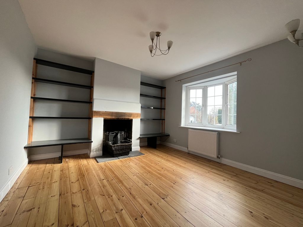 Property photo 3 of 14 Second Reception