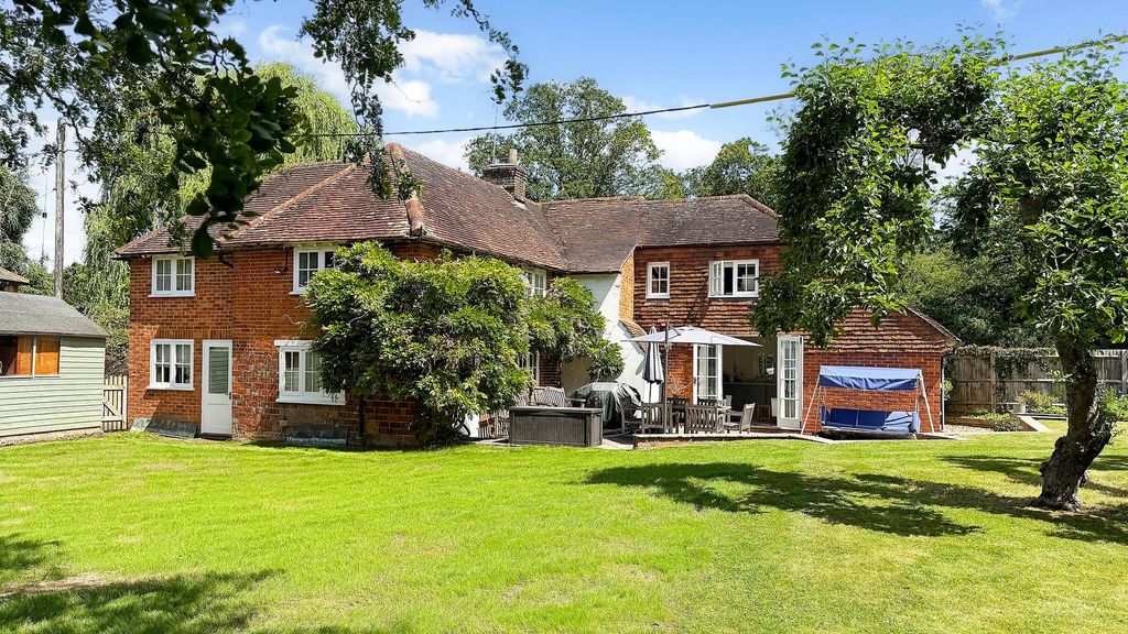 Property photo 2 of 24