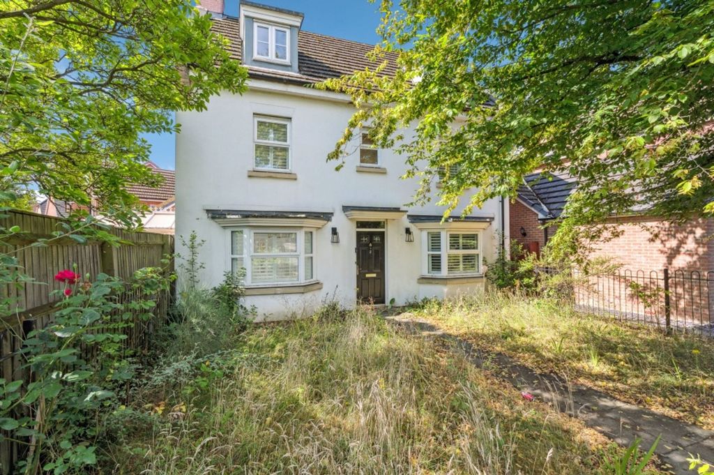 Property photo 1 of 20