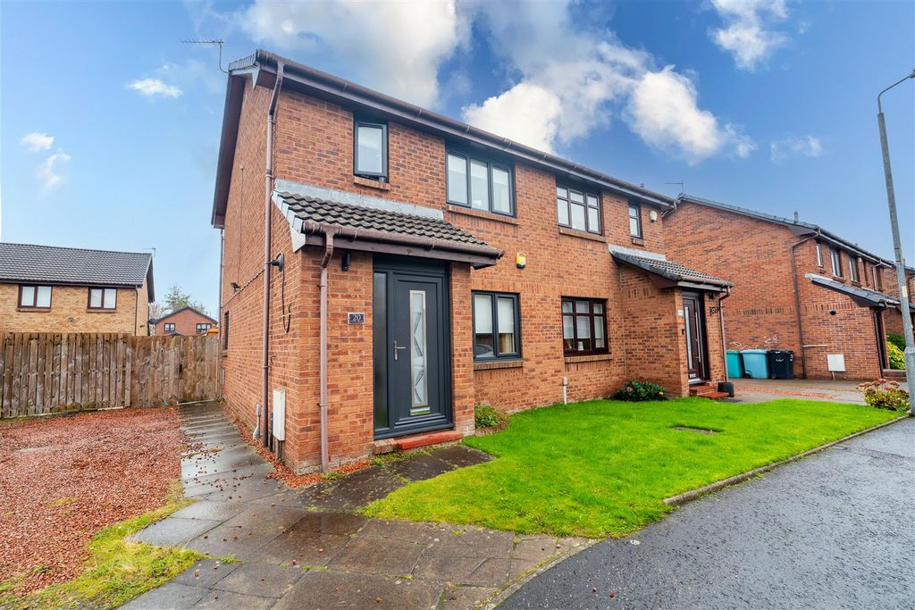 Property photo 2 of 16 External.Front.2.Jpg