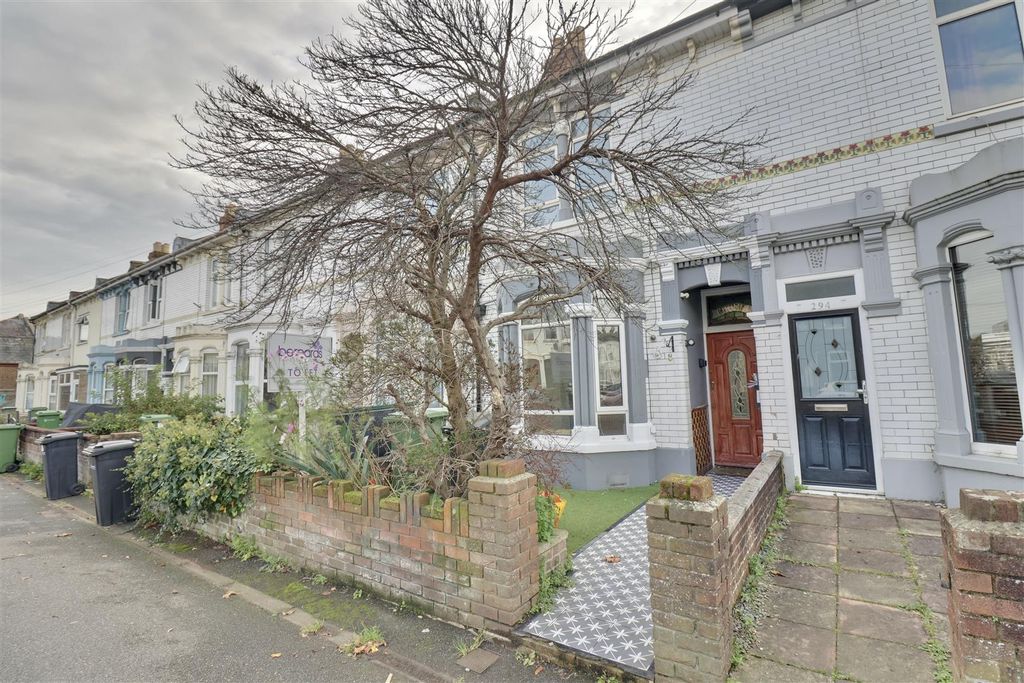 Property photo 1 of 19 B64Fa3F9-D0Da-4Ec7-Bc6D-8009Ba6356Ba_1_201_A.Jpeg