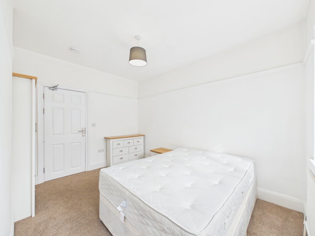 Property photo 2 of 8 Cam03519G0-Pr0507-Still002