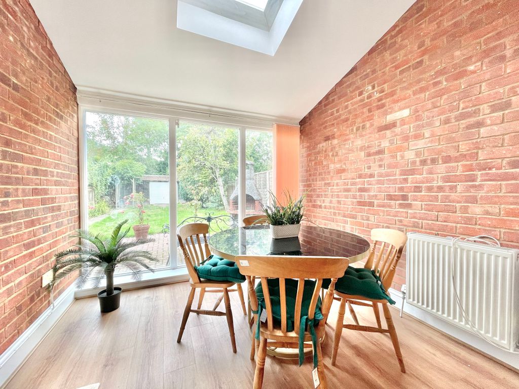 Property photo 3 of 21