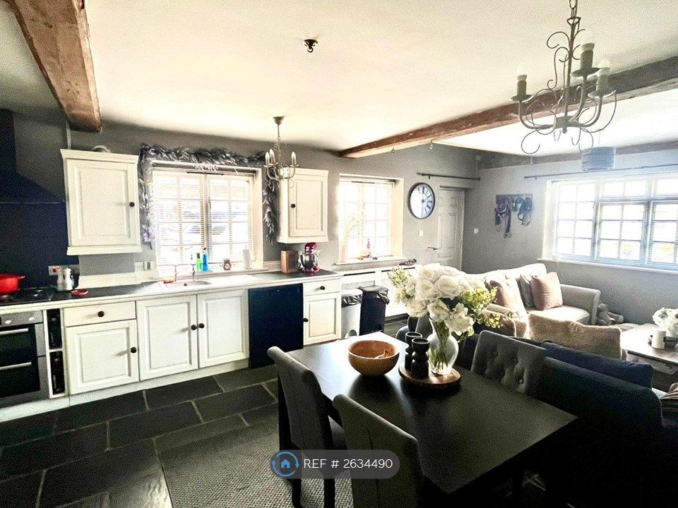 Property photo 3 of 14 Kitchen/Diner