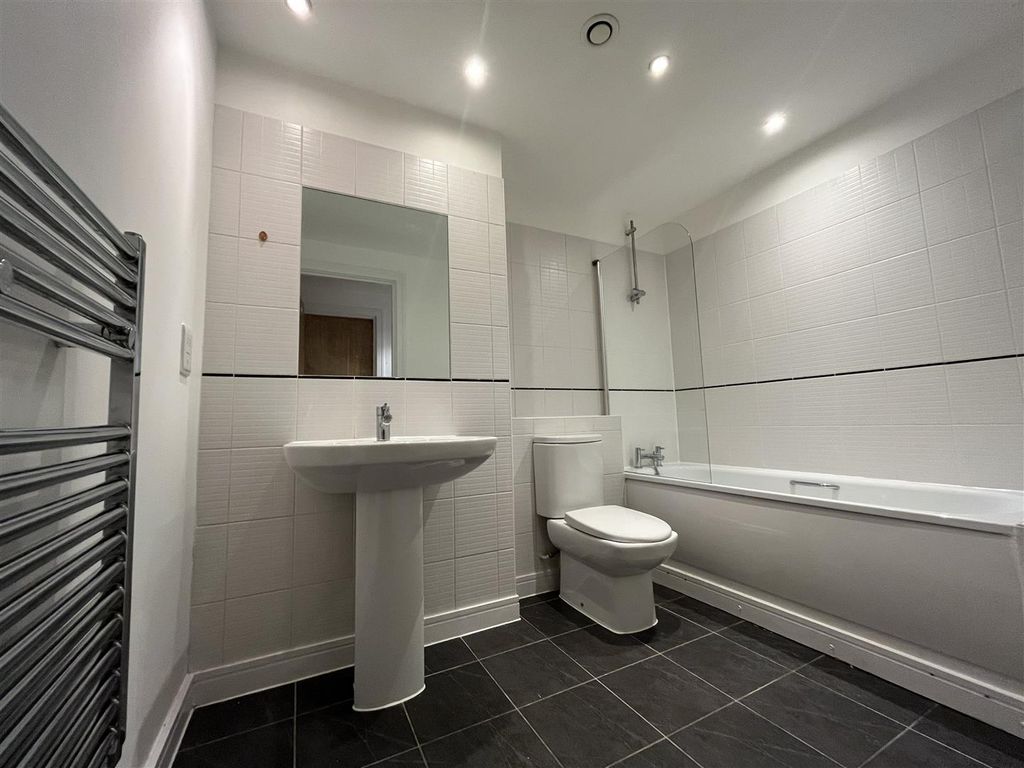 Property photo 3 of 11 Img_1101.Jpg