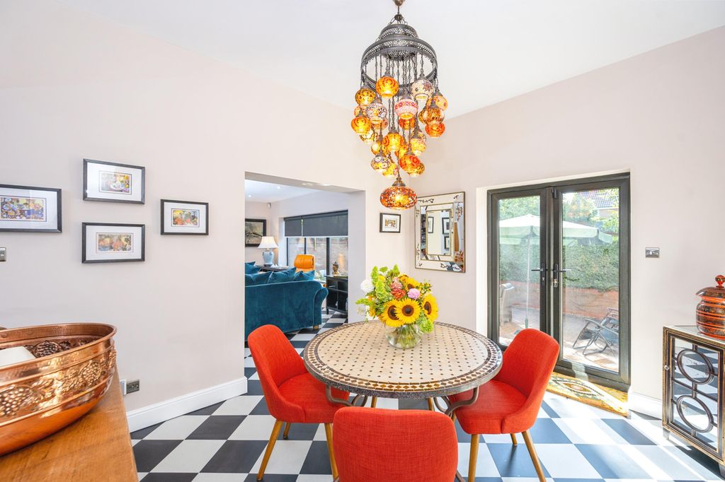 Property photo 3 of 41 Dining Room