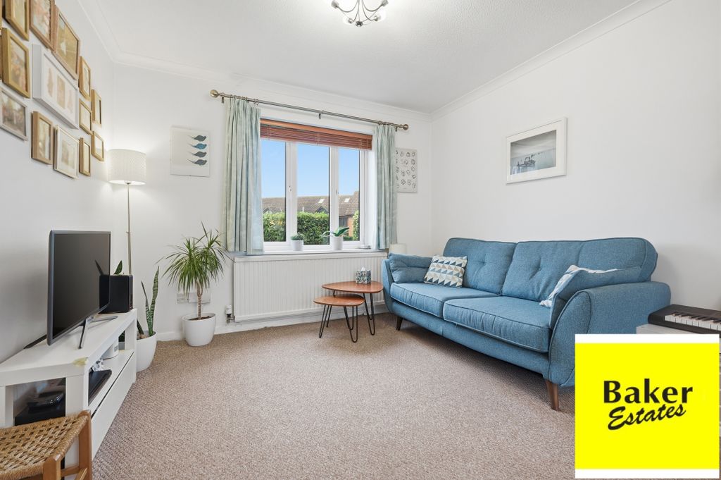 Property photo 2 of 20