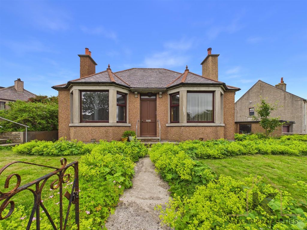 Property photo 1 of 30