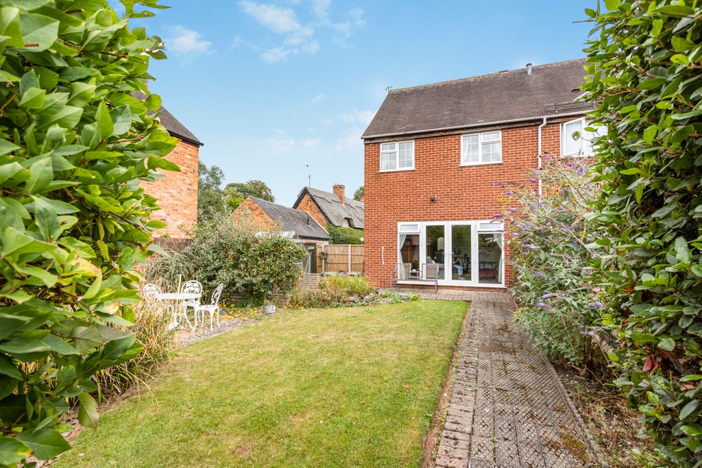 Property photo 2 of 19