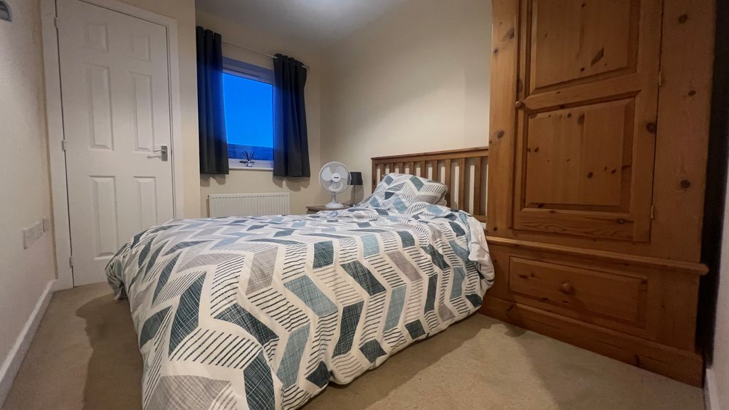 Property photo 2 of 5