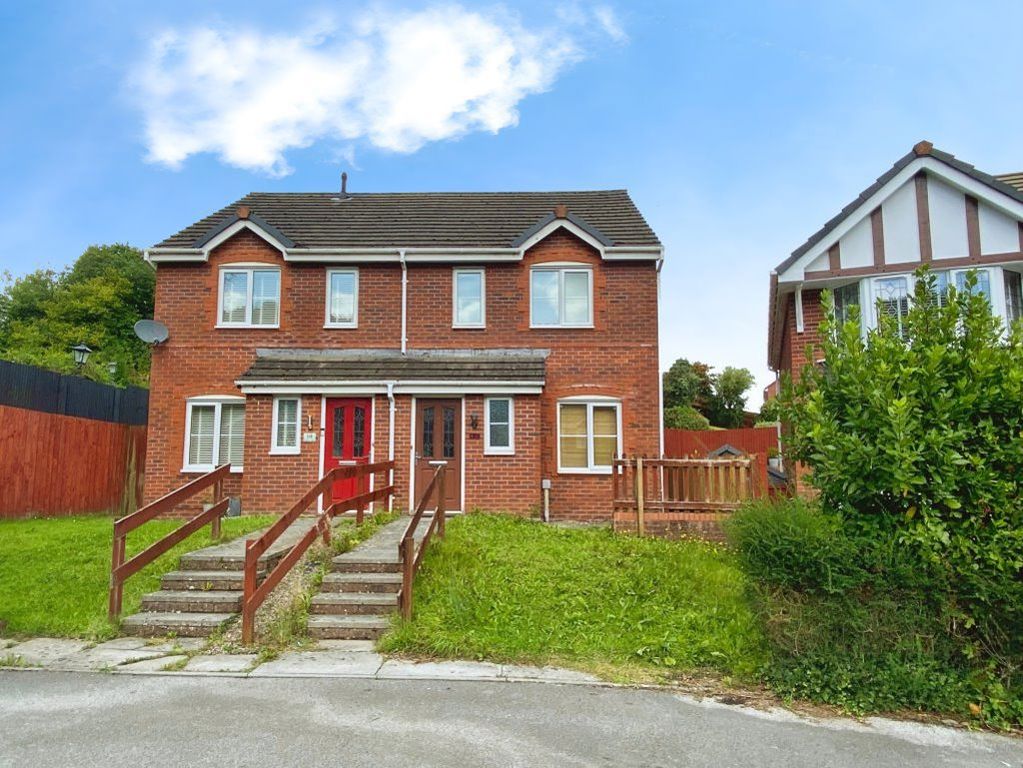 Property photo 1 of 9