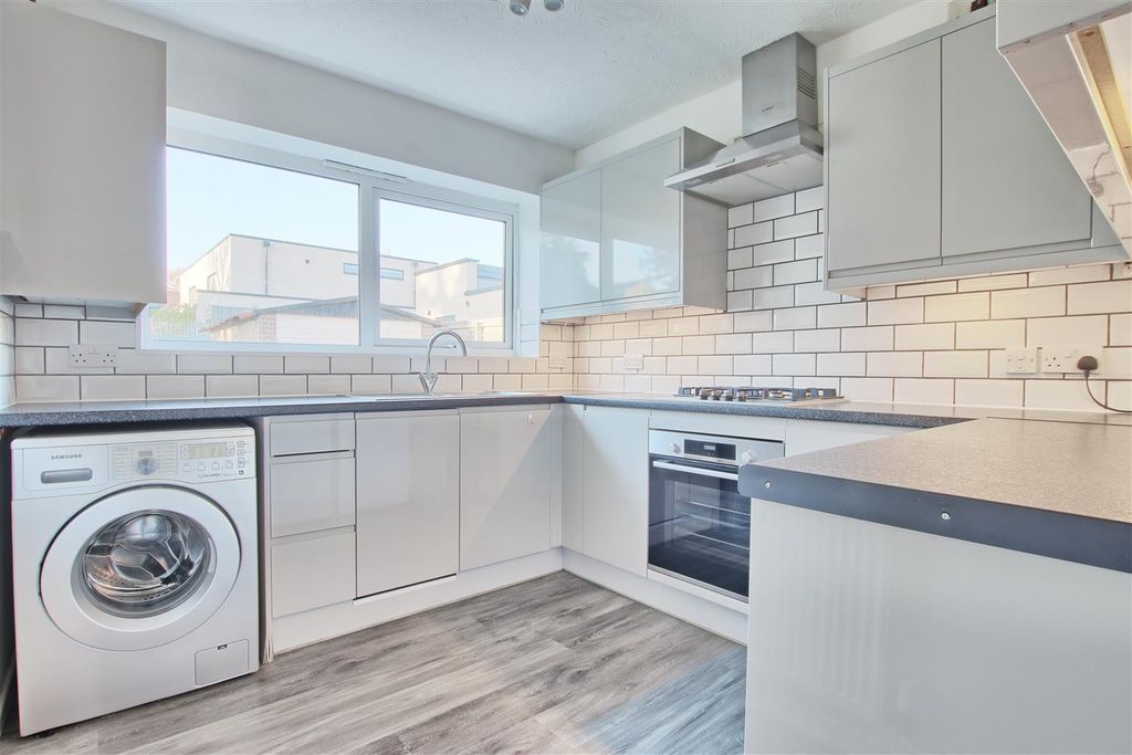 Property photo 2 of 13 Kitchen 1.Jpg