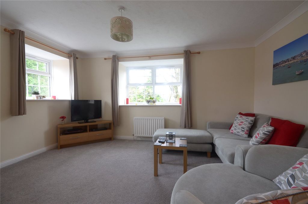 Property photo 2 of 6 Picture No. 09