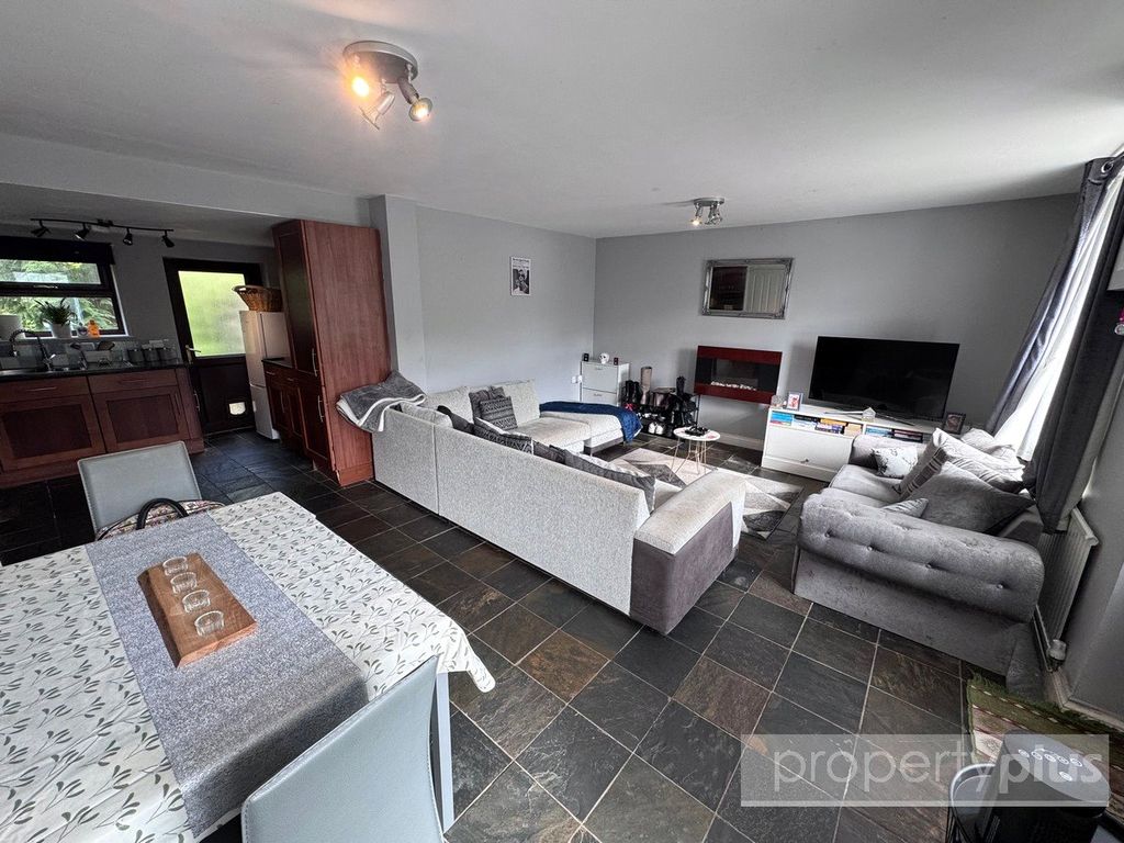 Property photo 2 of 10 Picture No. 10