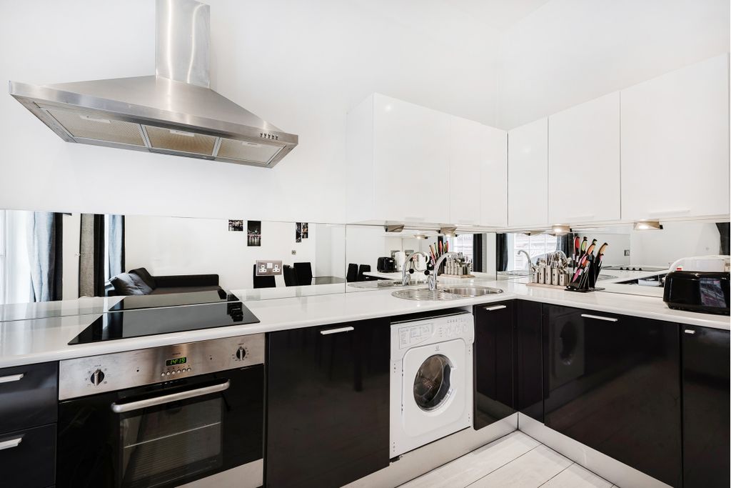 Property photo 1 of 5