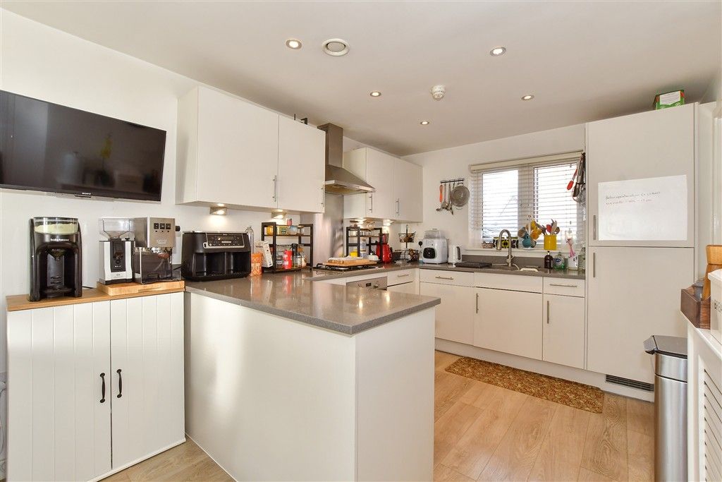 Property photo 2 of 13 Kitchen/Dining Room