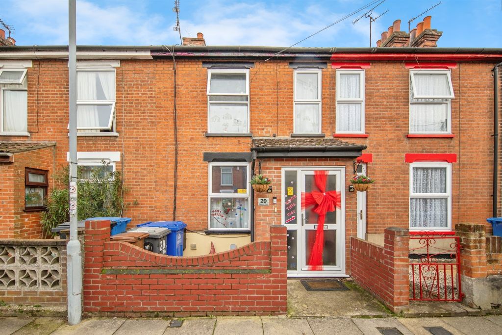 Property photo 1 of 18