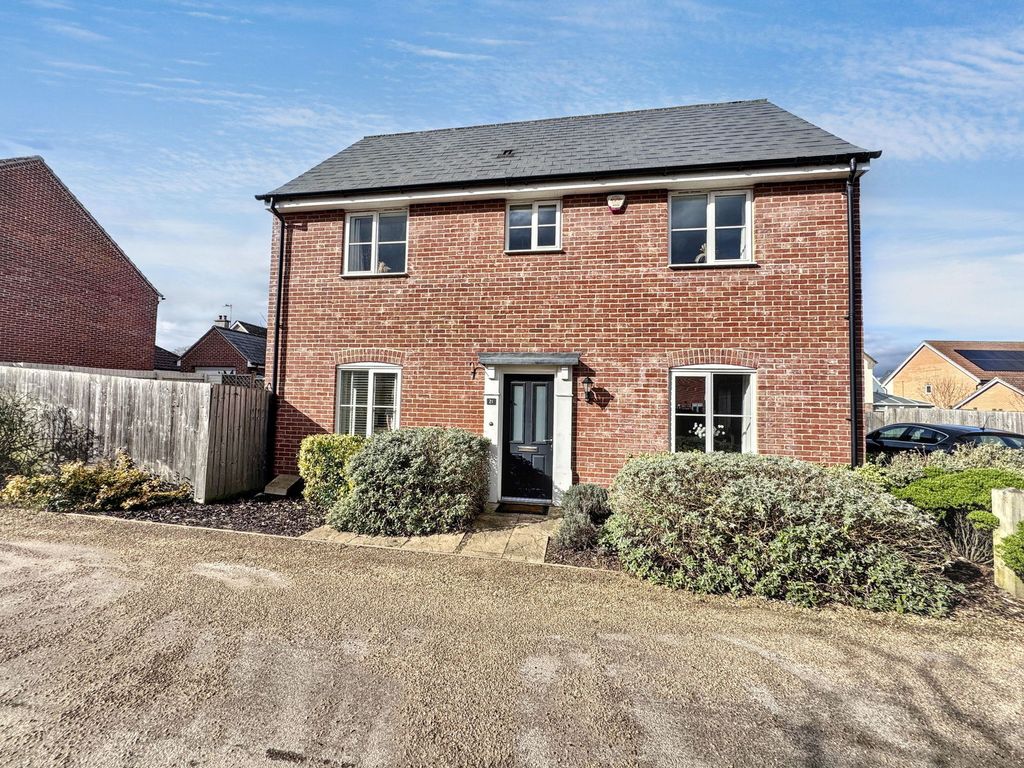 Property photo 1 of 25