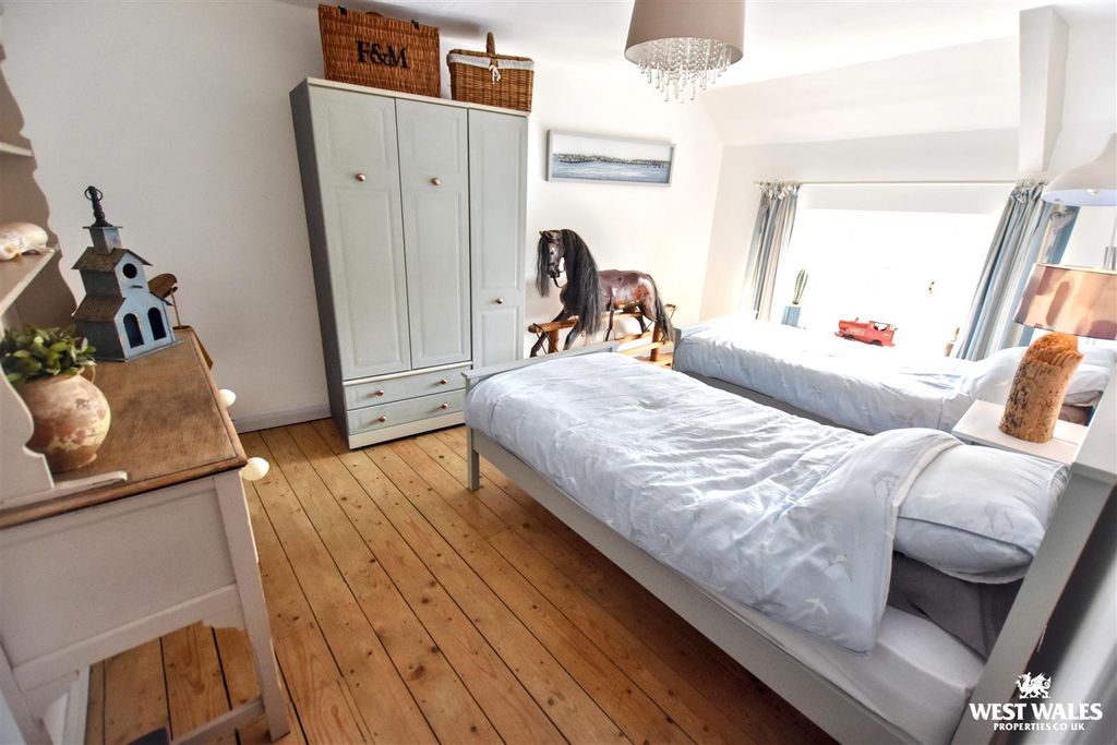 Additional image 18 of 4 bed terraced house for saleEast Back, Pembroke SA71