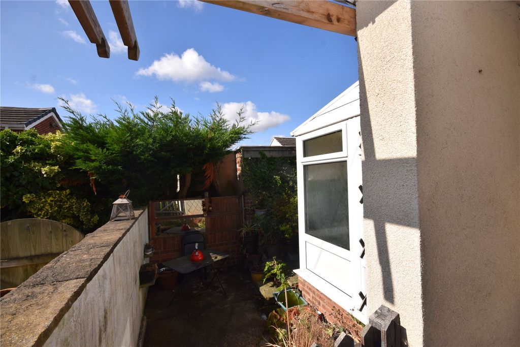 Property photo 3 of 16 Picture No. 03
