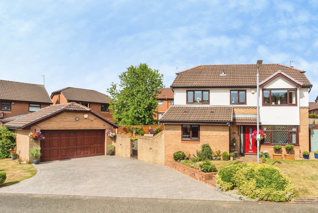 Property photo 1 of 31 Pbox-Img.Jpg