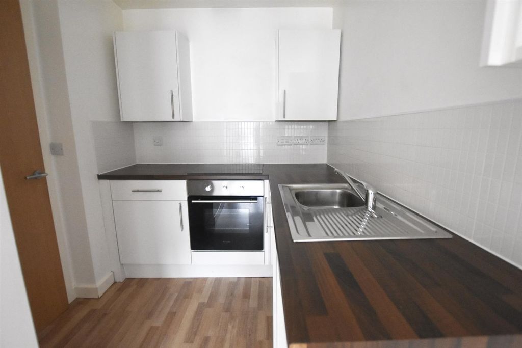 Property photo 2 of 9 Ec8A865638B49Ca0404F6d552345A09F.Jpg