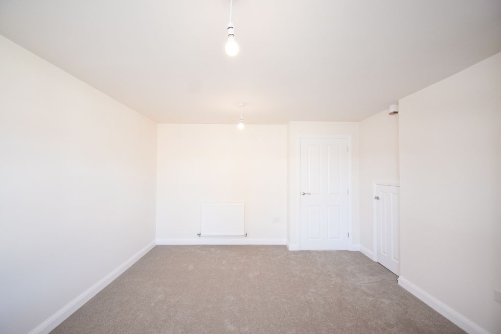 Property photo 3 of 13 Living Room