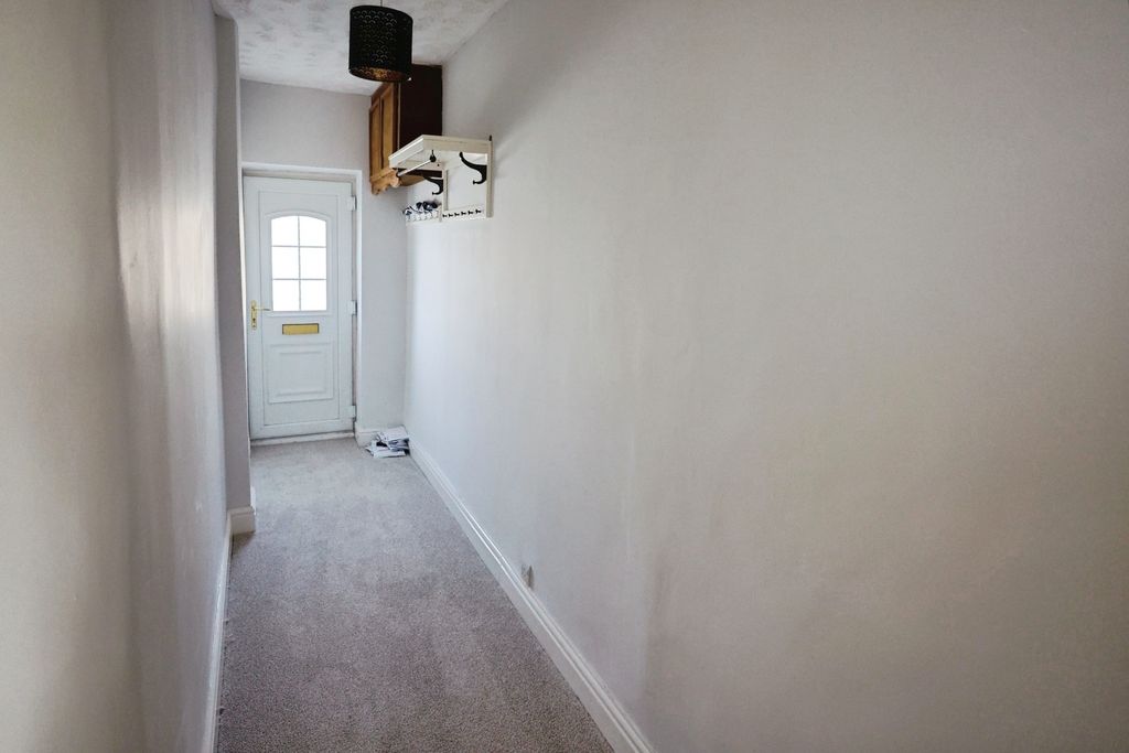 Property photo 2 of 11 Pbox-Img.Jpg