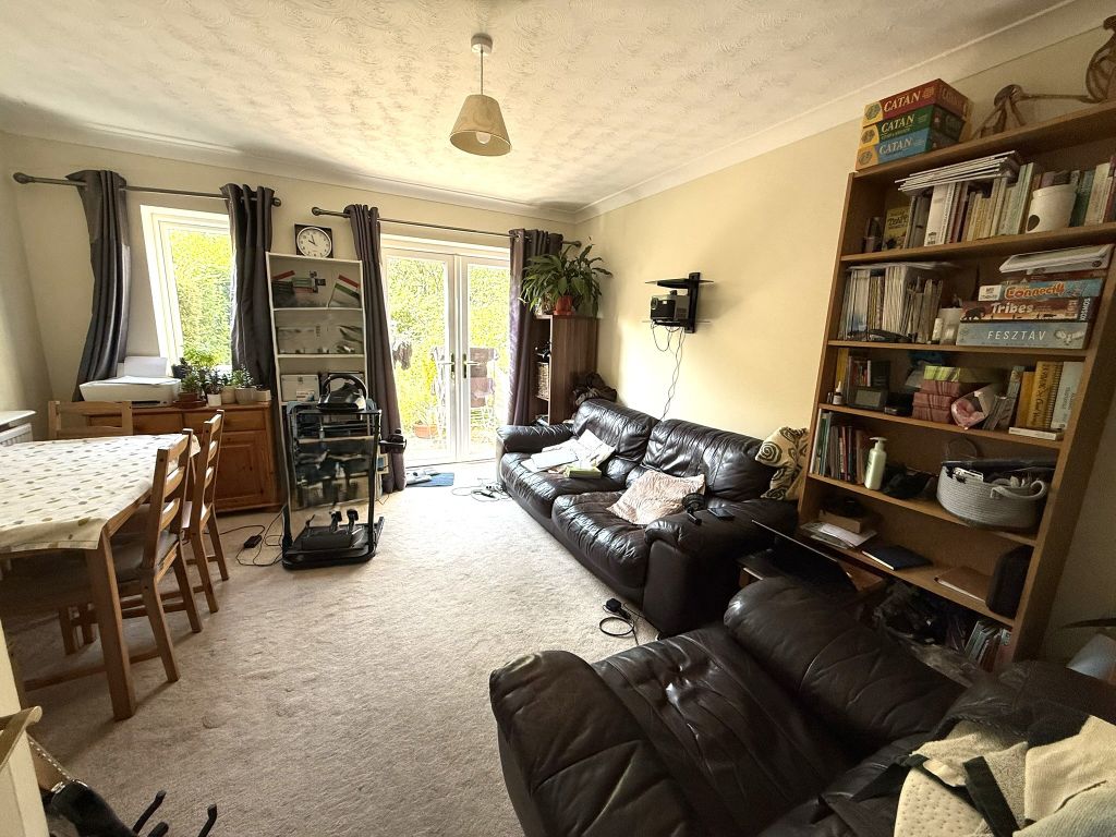 Property photo 2 of 15 Living Room