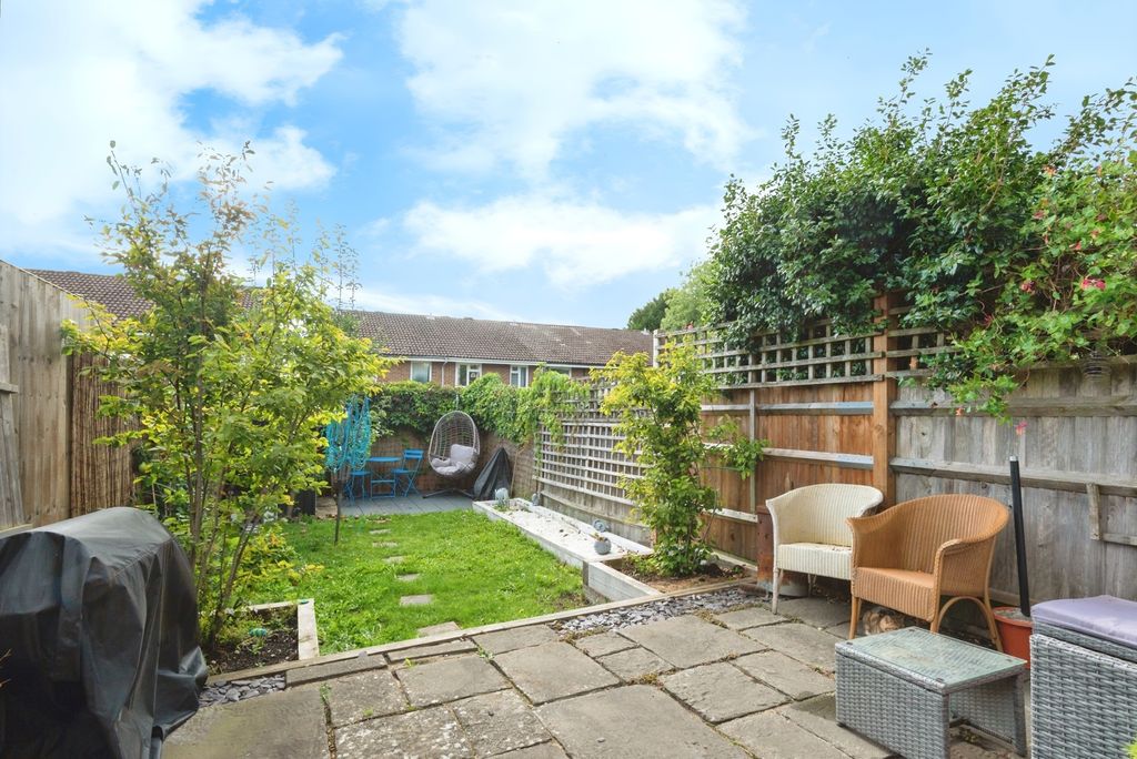 Property photo 2 of 14 Photo