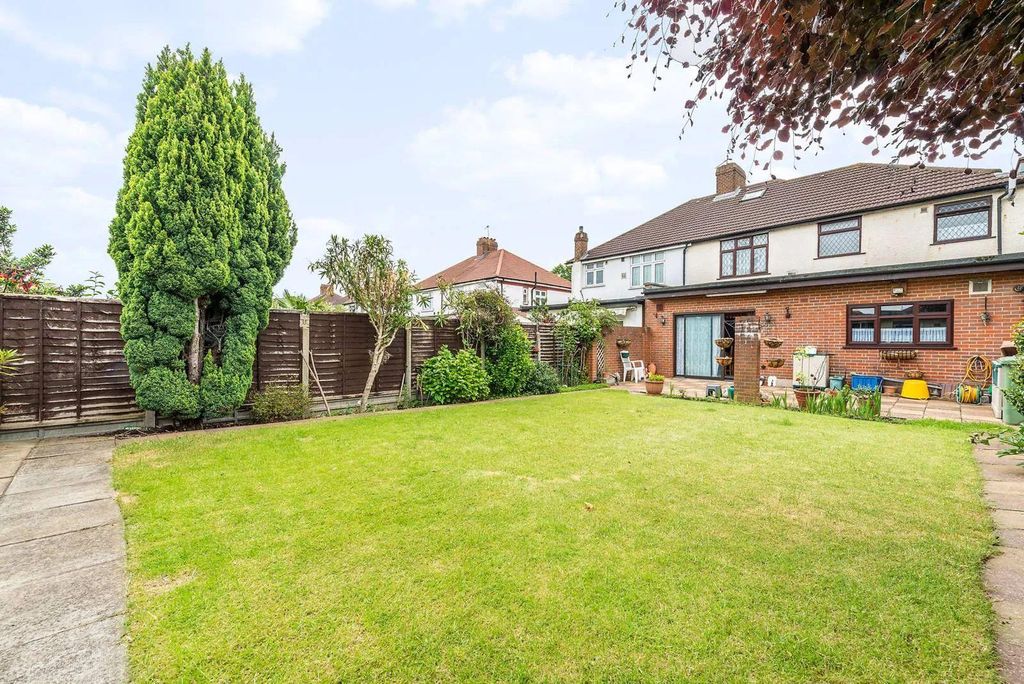 Property photo 3 of 3