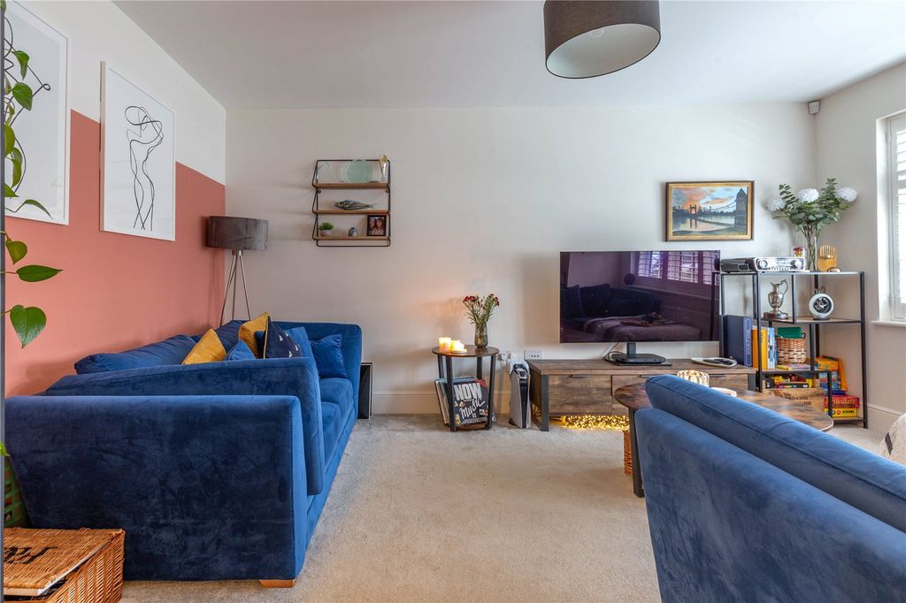 Property photo 2 of 24 Picture 2