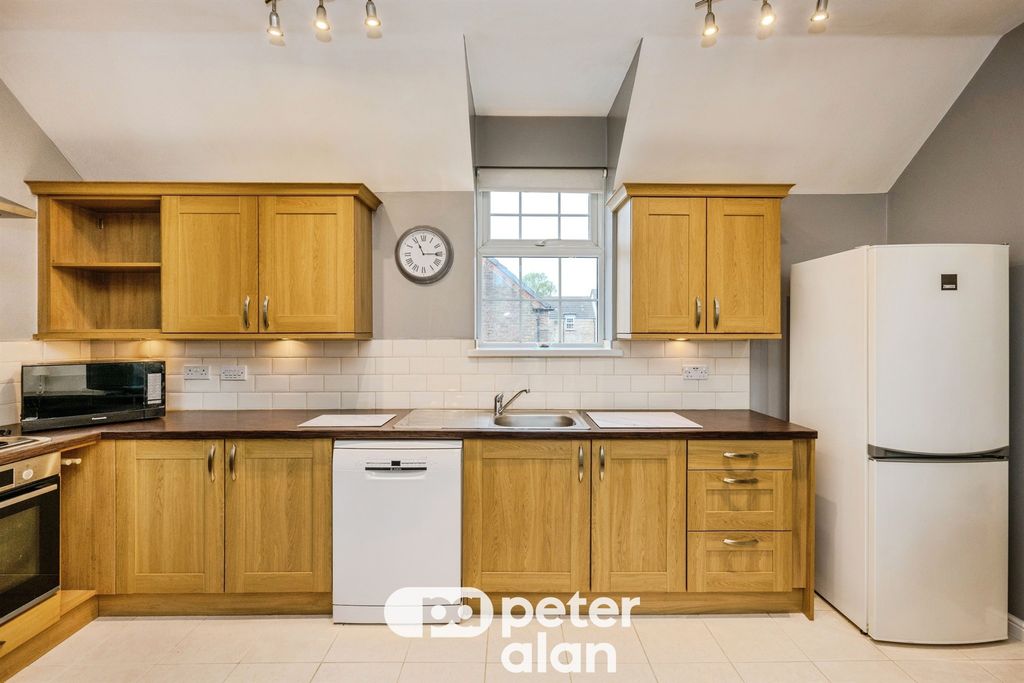 Additional image 5 of 2 bed property for saleLlwyn Helyg, Neath SA10