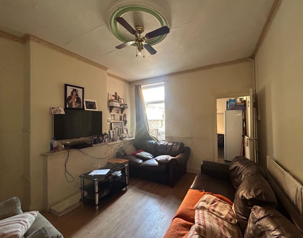 Property photo 2 of 4