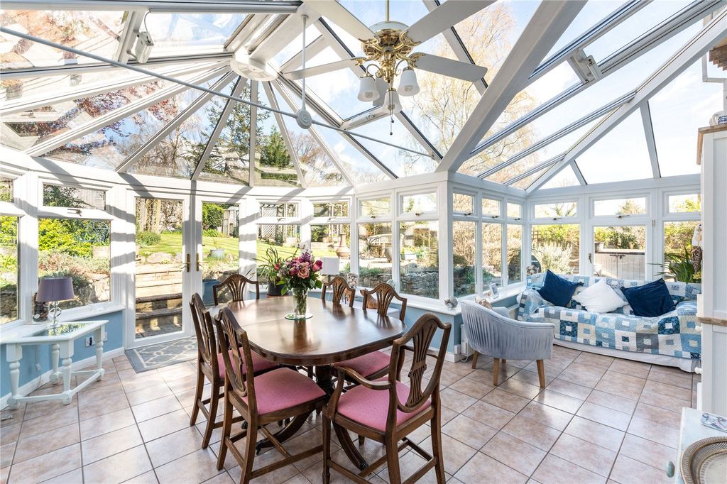 Property photo 3 of 41 Picture No. 21