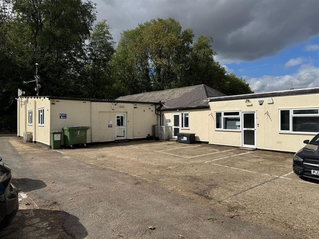 Property photo 1 of 11 Photo9.Jpg