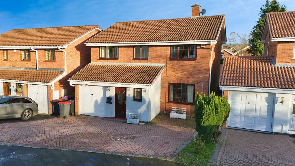 Property photo 1 of 19 4767180