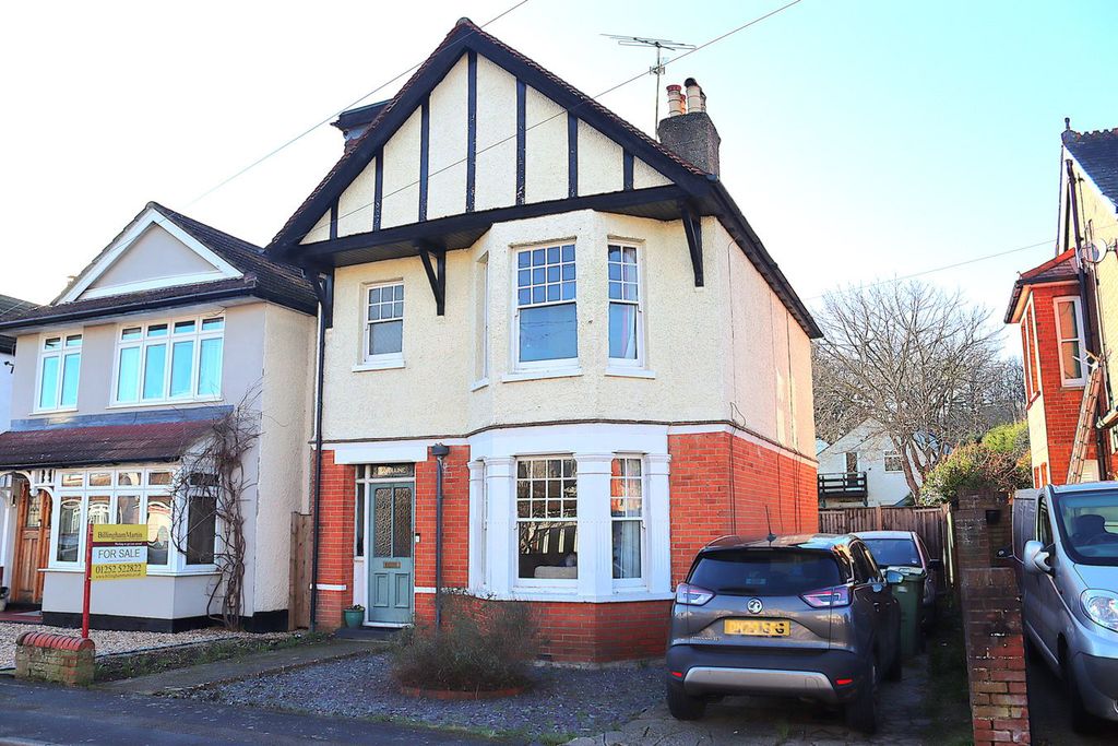 Property photo 1 of 23