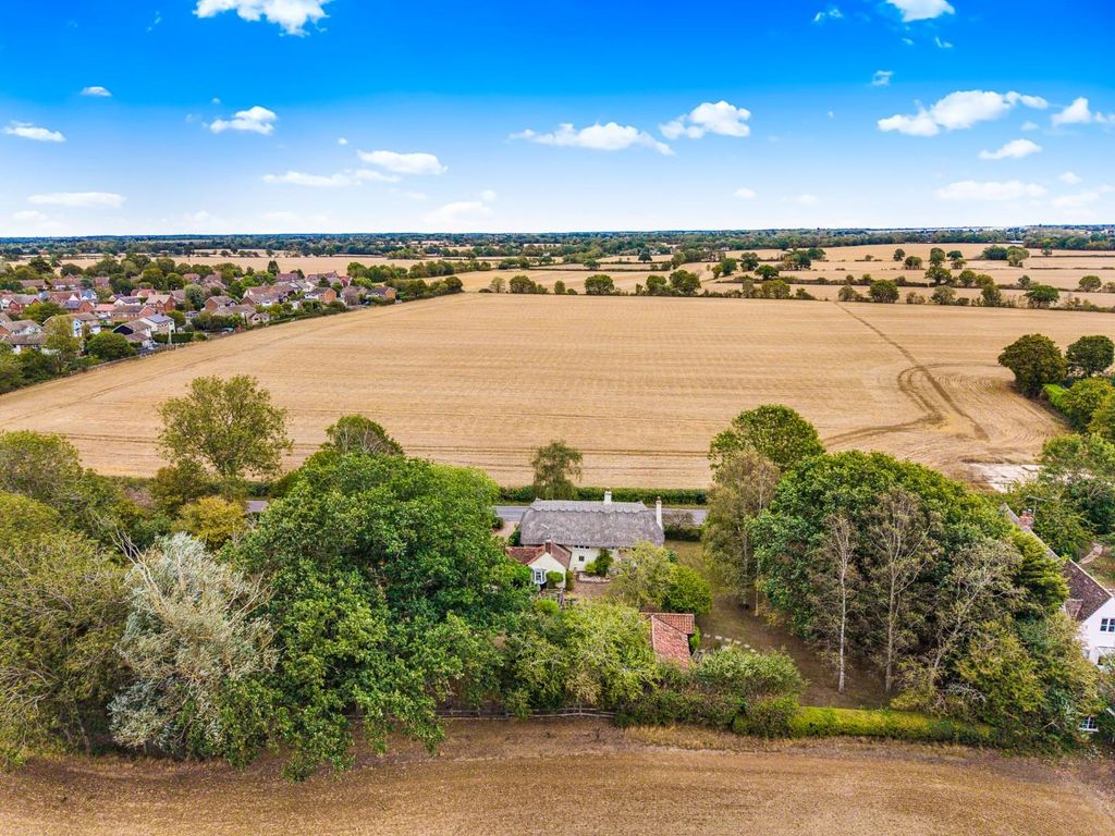 Property photo 2 of 21 Drone
