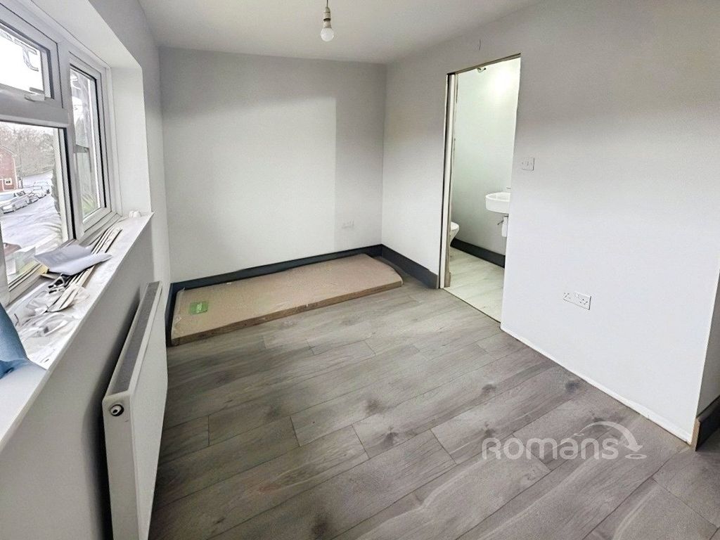 Property photo 2 of 8 Picture No. 02