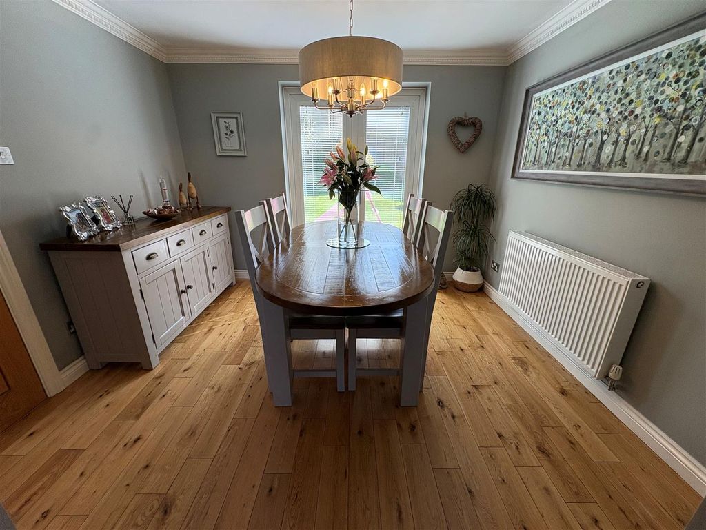 Additional image 7 of 4 bed detached house for saleHorton Street, Heckmondwike WF16