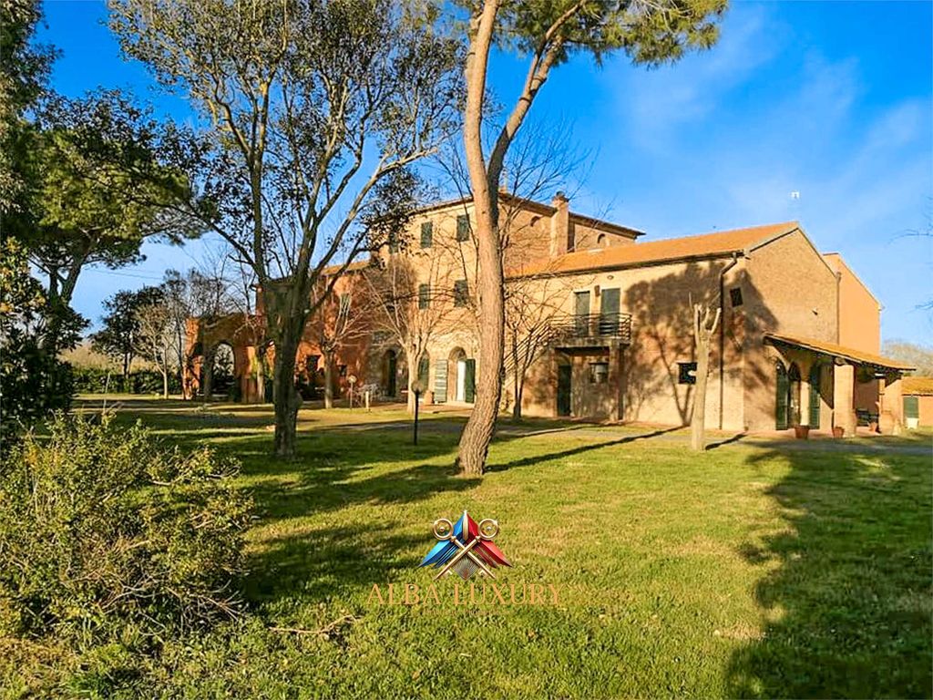 Property photo 3 of 44