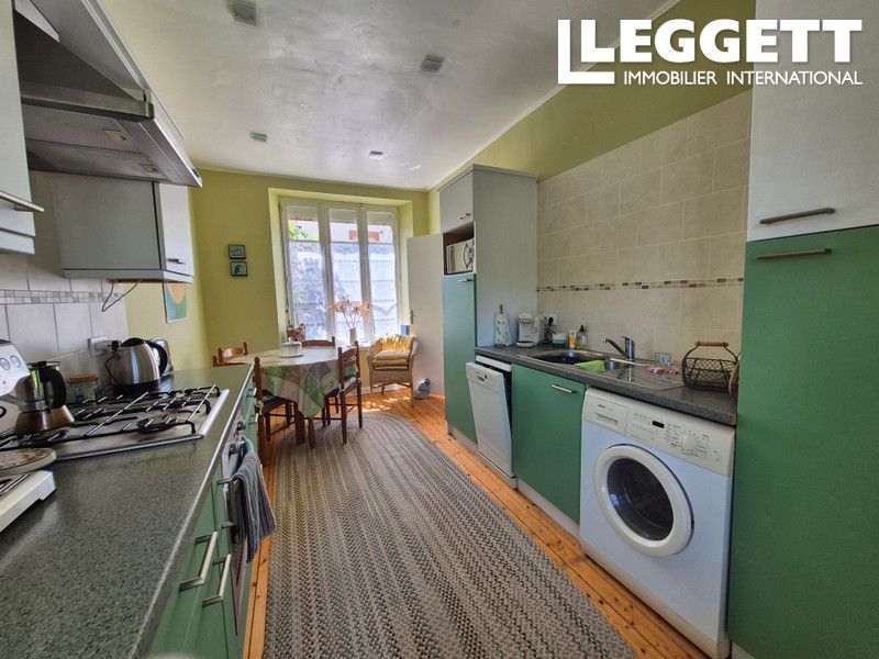 Property photo 3 of 10
